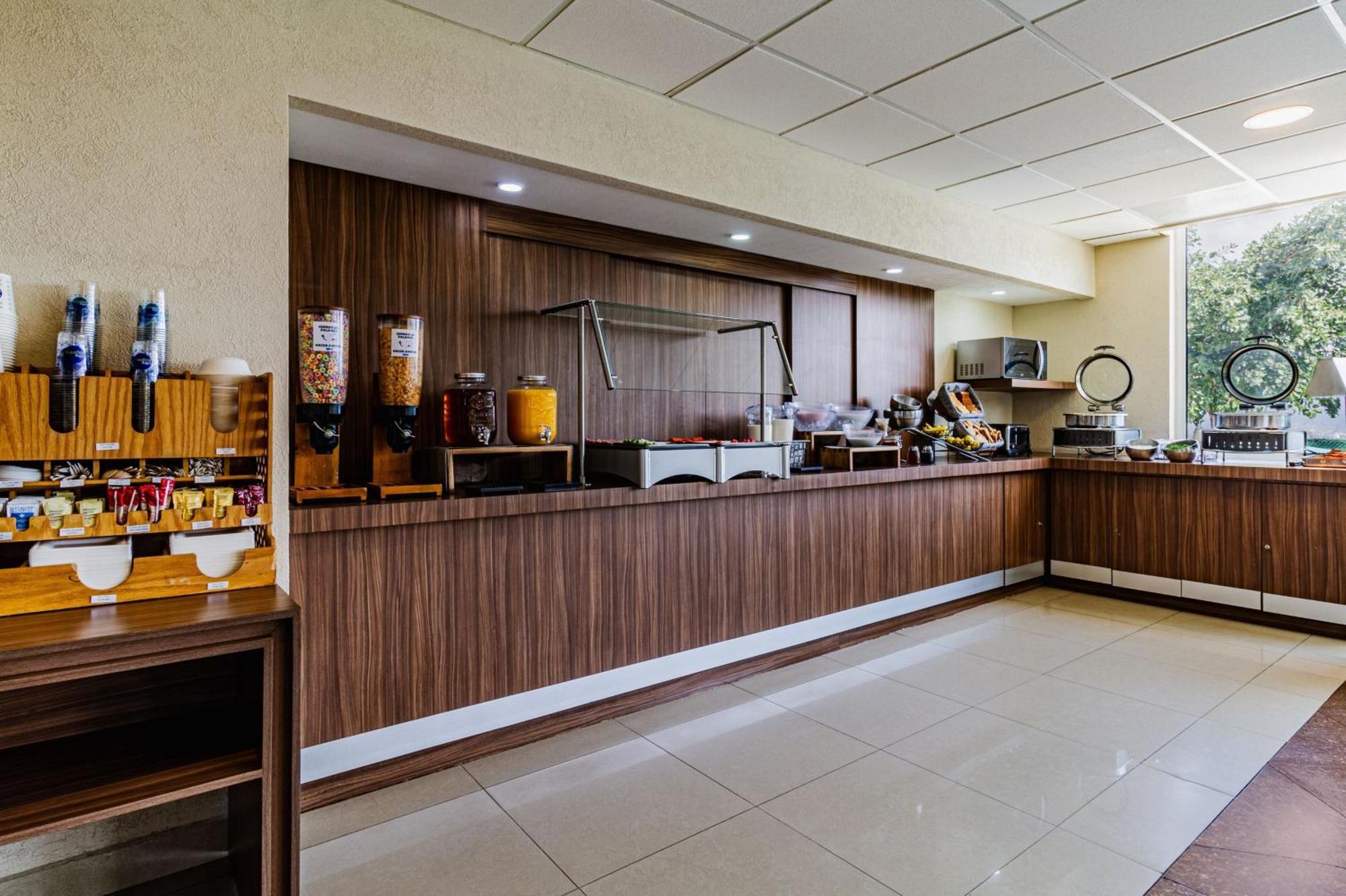 City Express By Marriott Tuxtla Gutiérrez Εξωτερικό φωτογραφία